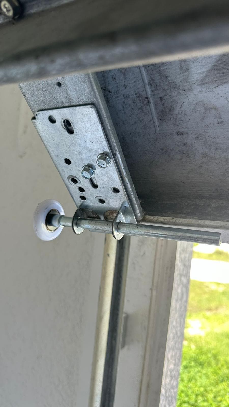 Garage door service in Englewood, FL