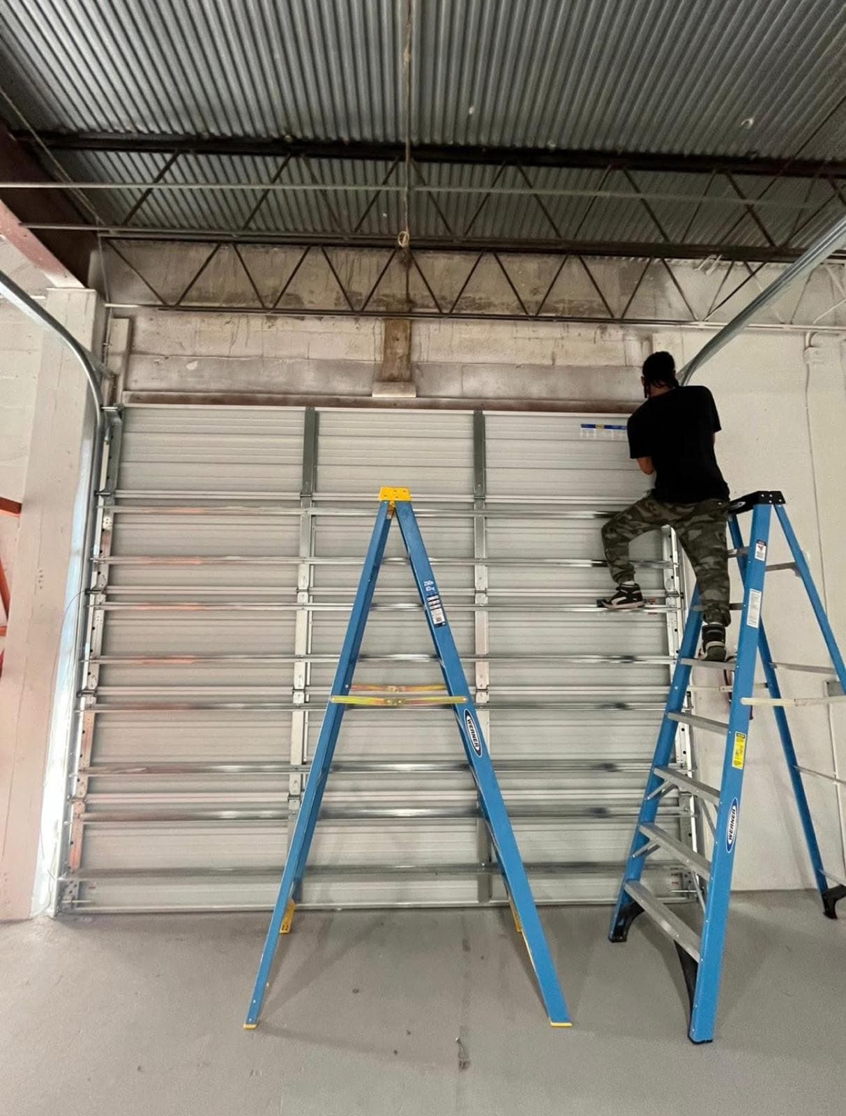 Garage door service in Fort Myers, FL